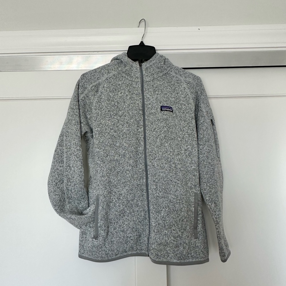 Patagonia Women’s Better Sweater Hoodie in Light Grey - Size L